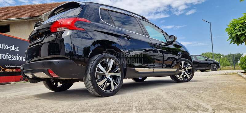 Peugeot 2008 1.6e-HDi.ALLURE