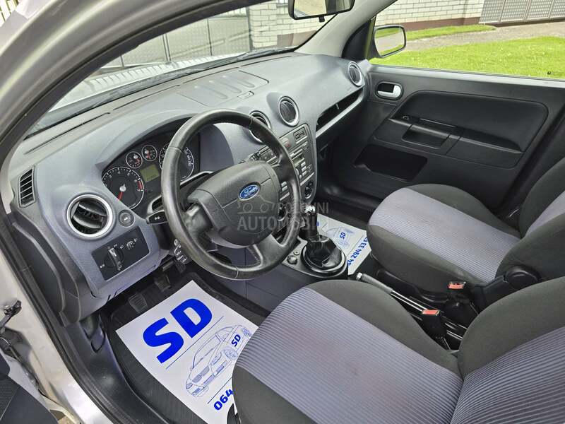 Ford Fusion 1.4b