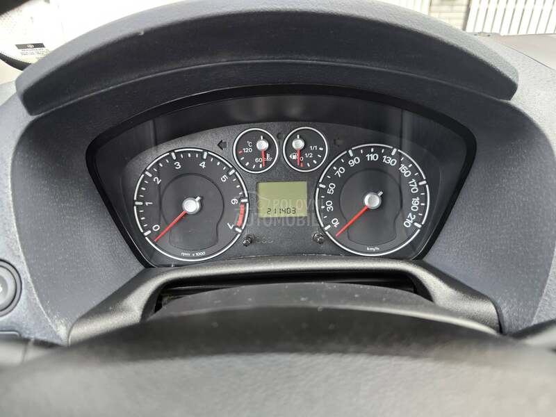 Ford Fusion 1.4b