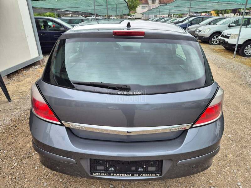 Opel Astra H 1.7cdti/COSMO/NOVA