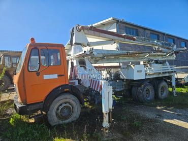 Mercedes Benz schwing 28m