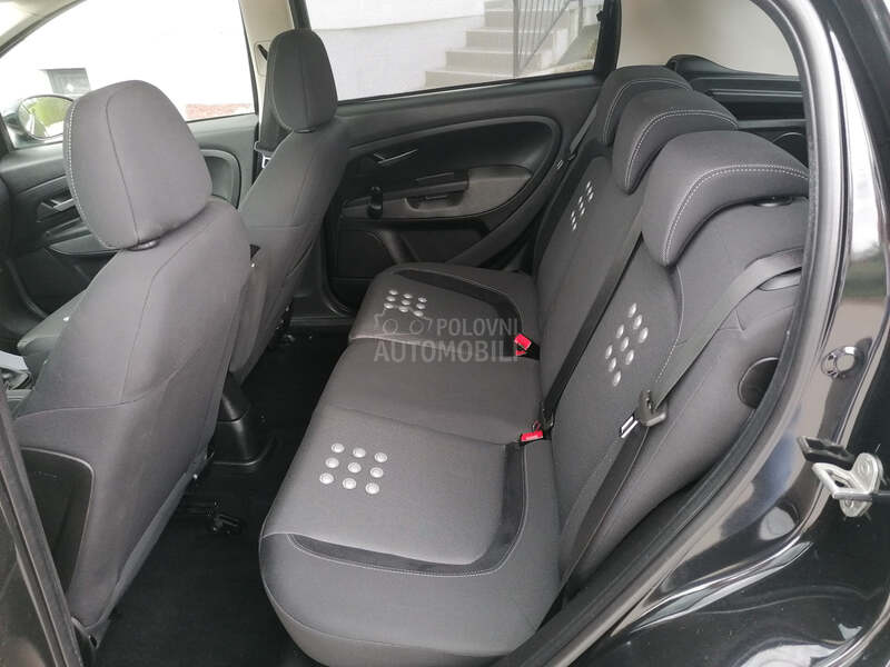 Fiat Grande Punto 1.4i SPORT LINE CH