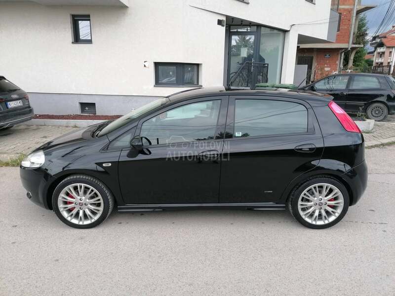 Fiat Grande Punto 1.4i SPORT LINE CH