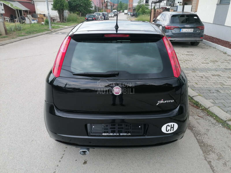 Fiat Grande Punto 1.4i SPORT LINE CH