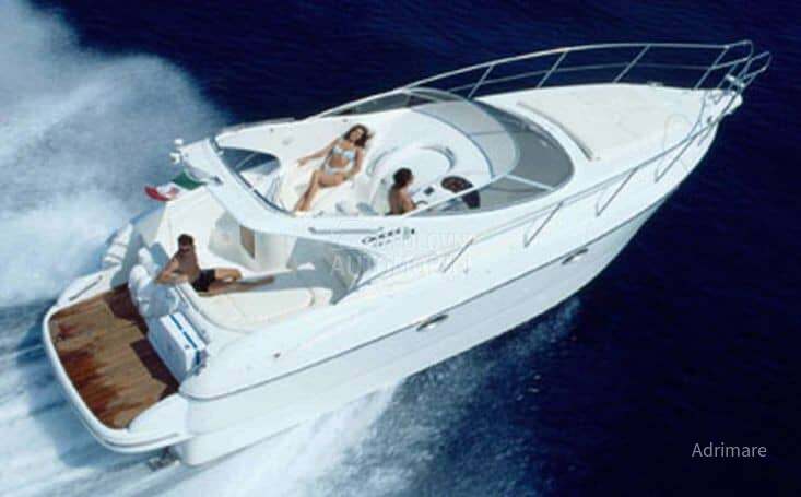 Gobbi 345 SC Cabin cruiser