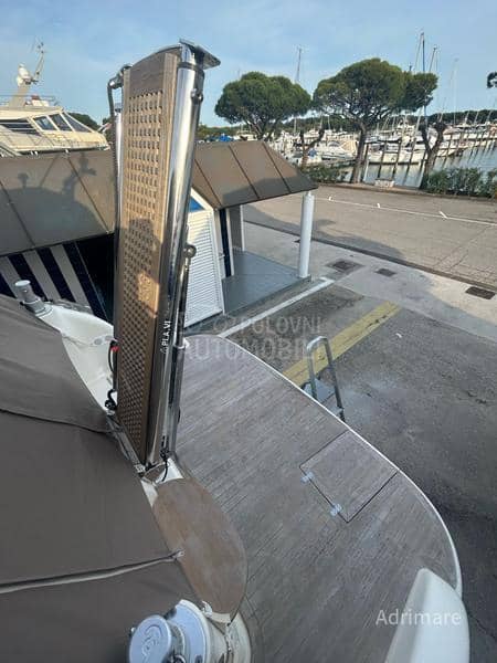 Gobbi 345 SC Cabin cruiser