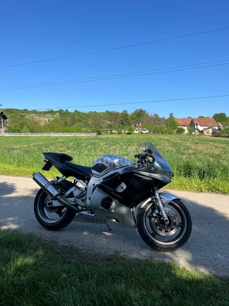Yamaha r6