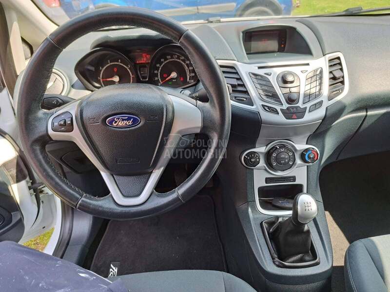 Ford Fiesta 1.4 PREELEPA  2013