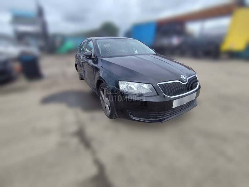 Škoda Octavia 1.6 CLHA 2015. god. -  kompletan auto u delovima