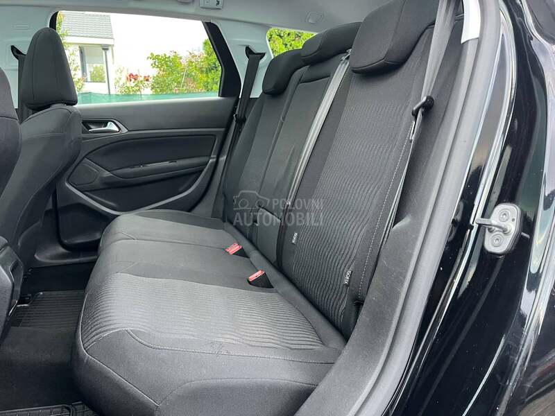 Peugeot 308 1.6HDI Švajcarac