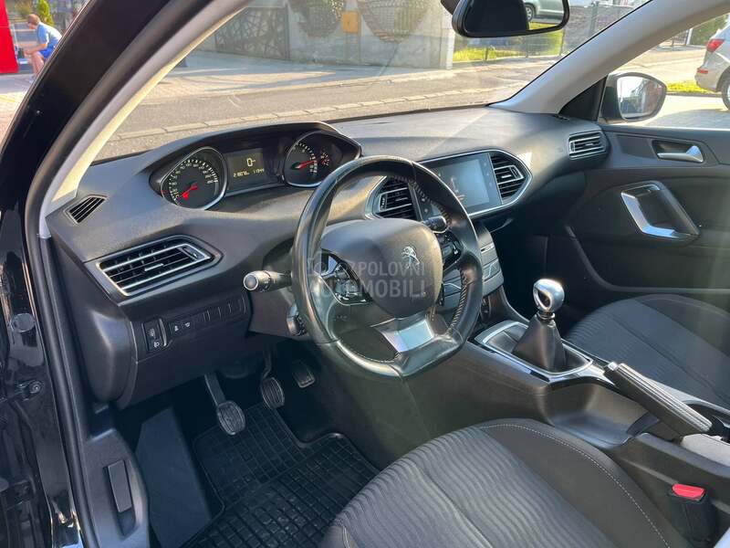 Peugeot 308 1.6HDI Švajcarac