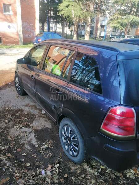 Opel Zafira 1.6