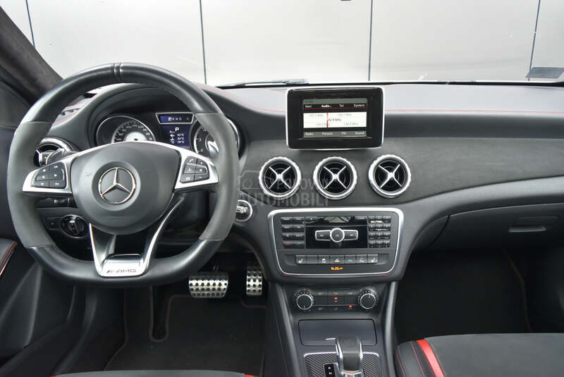 Mercedes Benz GLA 45 AMG 4 Matic