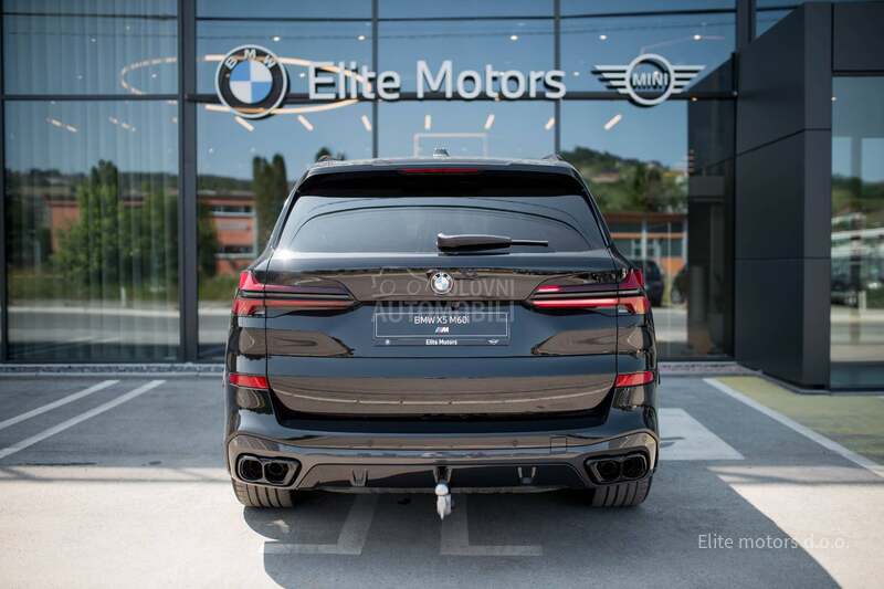 BMW X5 M60i
