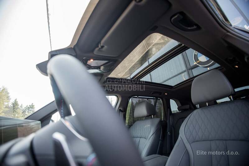 BMW X5 M60i