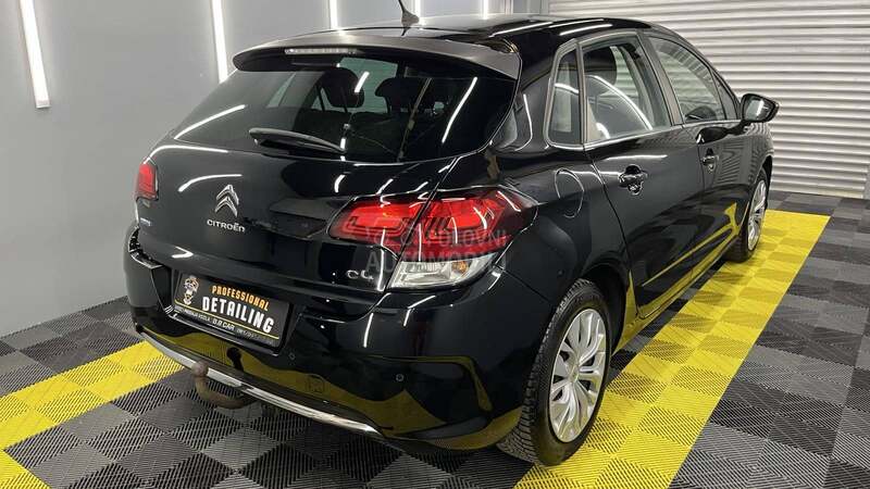 Citroen C4 P R E M I U M NA VI
