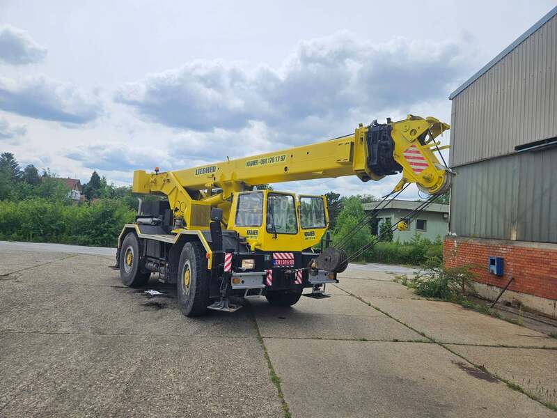 Liebherr LTM 1022