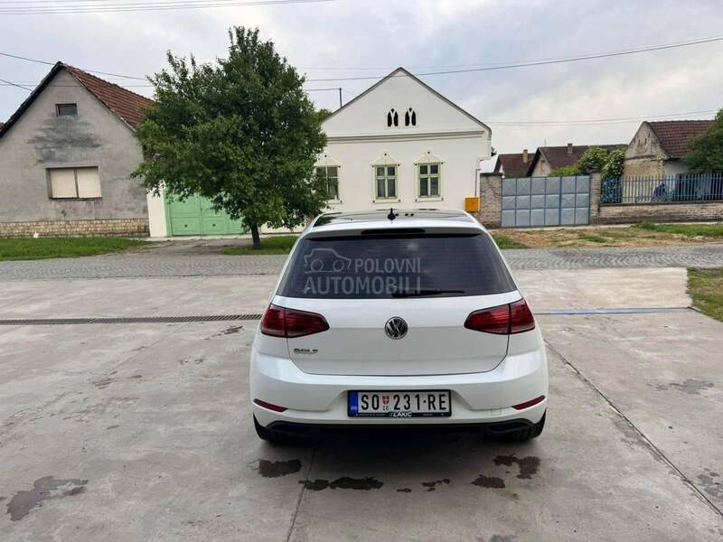 Volkswagen Golf 7 