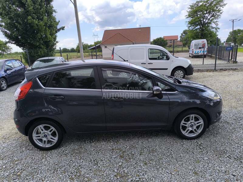Ford Fiesta 1.5 tdci TITANIUM