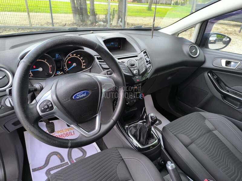 Ford Fiesta 1.5 tdci TITANIUM