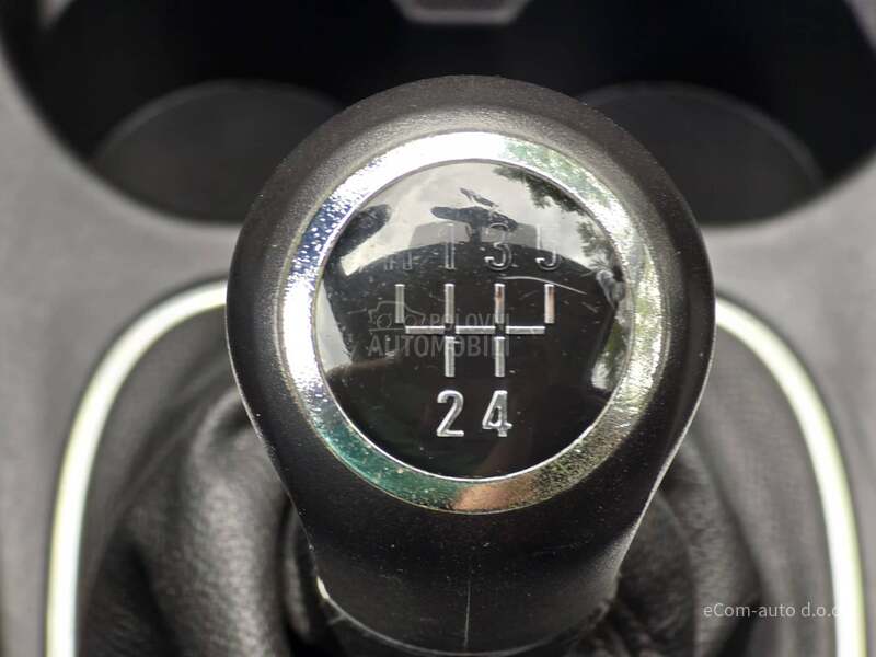 Opel Corsa E 1.4 TNG