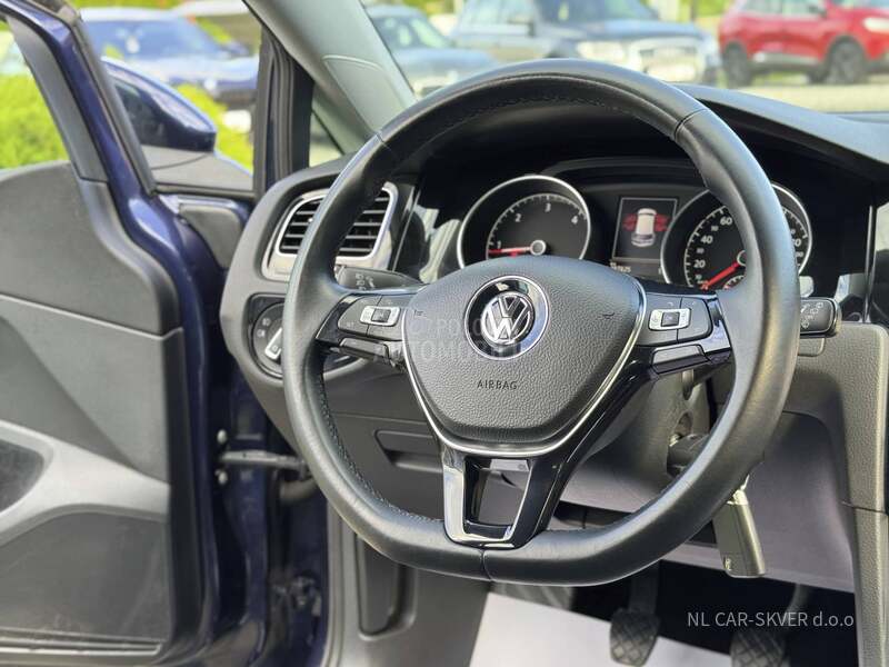 Volkswagen Golf 7 1.6TDI HIGHLINE