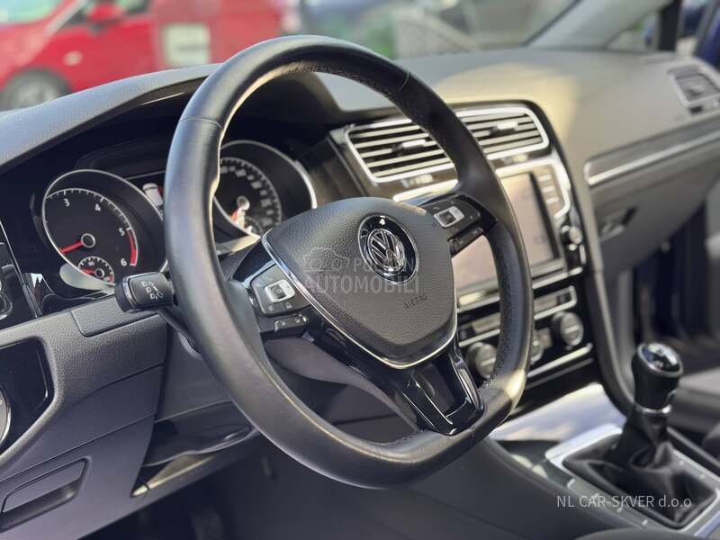 Volkswagen Golf 7 1.6TDI HIGHLINE