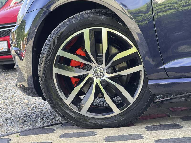 Volkswagen Golf 7 1.6TDI HIGHLINE