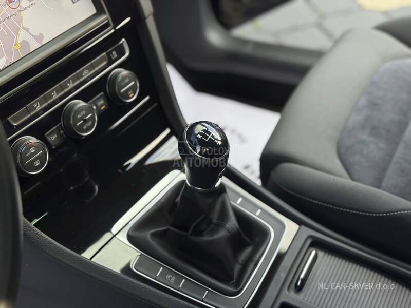 Volkswagen Golf 7 1.6TDI HIGHLINE