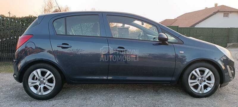 Opel Corsa D 1.3 NAV