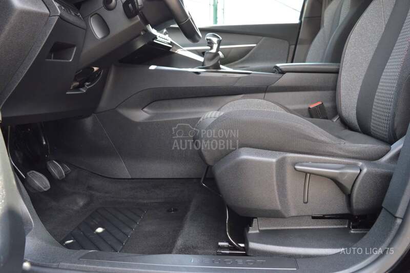 Peugeot 3008 1.5 BlueHDi130 Busin