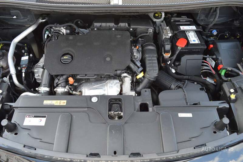 Peugeot 3008 1.5 BlueHDi130 Busin