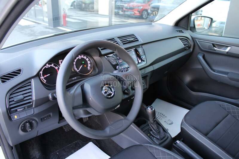 Škoda Fabia 1.0 TSI Ambition DSG