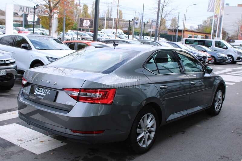 Škoda Superb 1.5 TSI Active AG