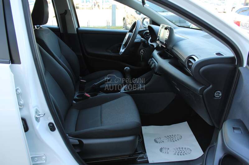 Toyota Yaris 1.0