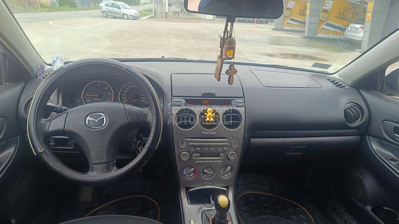 Mazda 6 2002 god