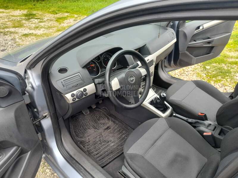Opel Astra H 1.7cdti