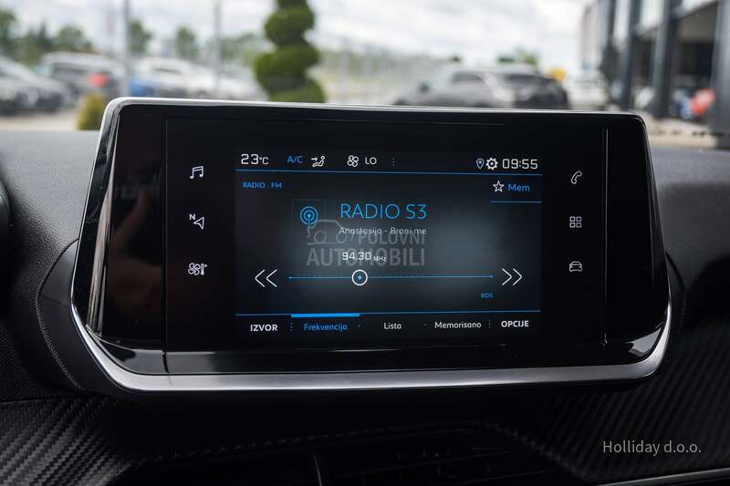 Peugeot 2008 1.2PureTech  Nav Led