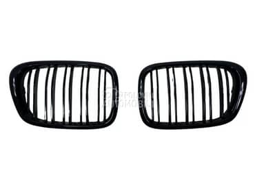 Prednja maska gril e39 M look za BMW Ostalo od 1995. do 2004. god.