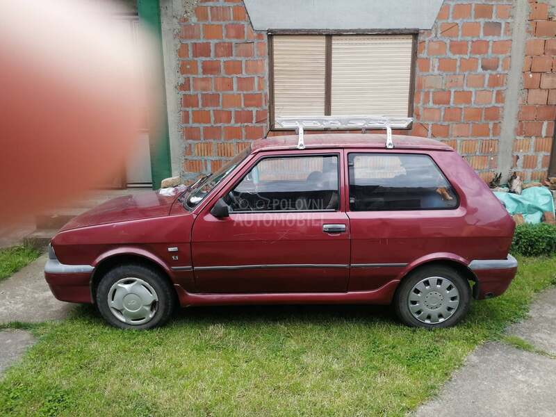 Zastava Yugo Tempo 