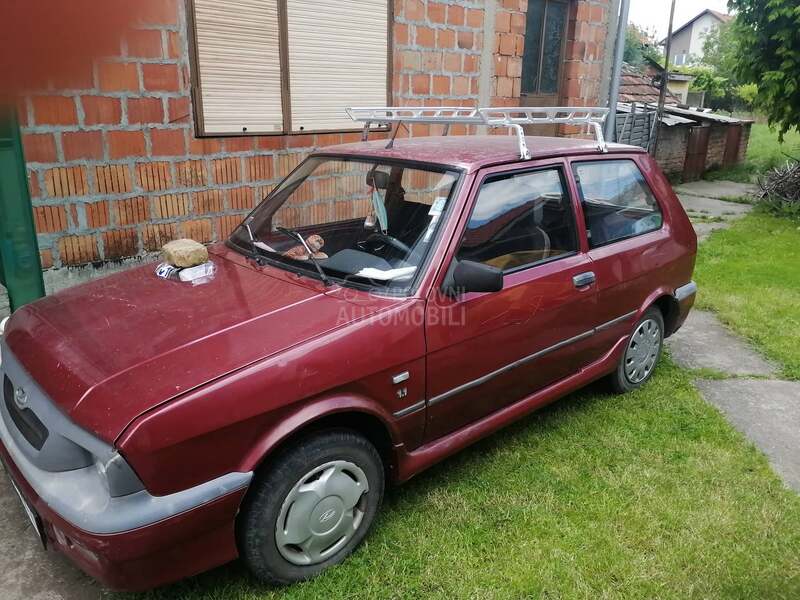 Zastava Yugo Tempo 