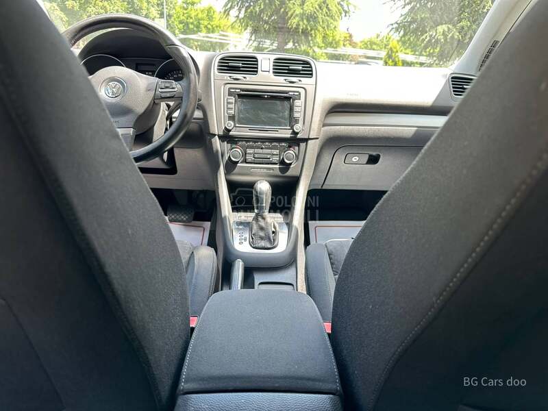 Volkswagen Golf 6 1.6TDI DSG7 HIGHLINE