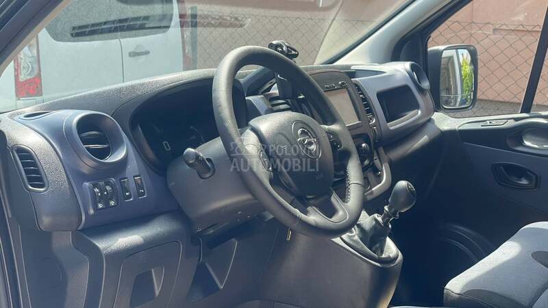 Opel Vivaro 1.6CDTi L2H1/MAXI/6 MESTA