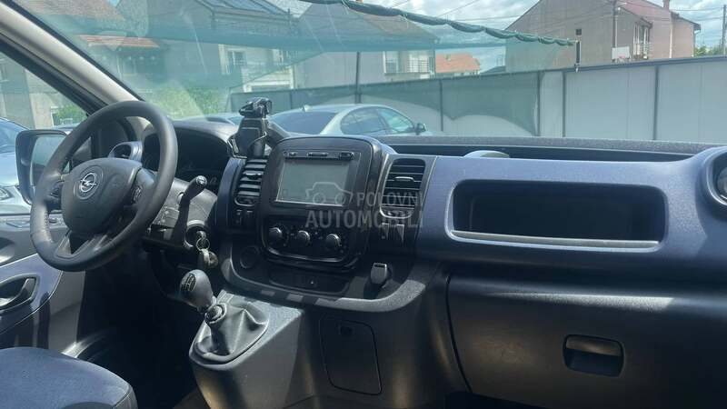 Opel Vivaro 1.6CDTi L2H1/MAXI/6 MESTA