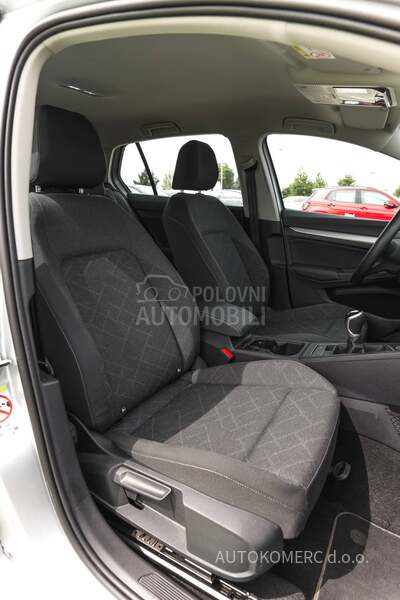 Volkswagen Golf 8 2.0 TDI LIFE