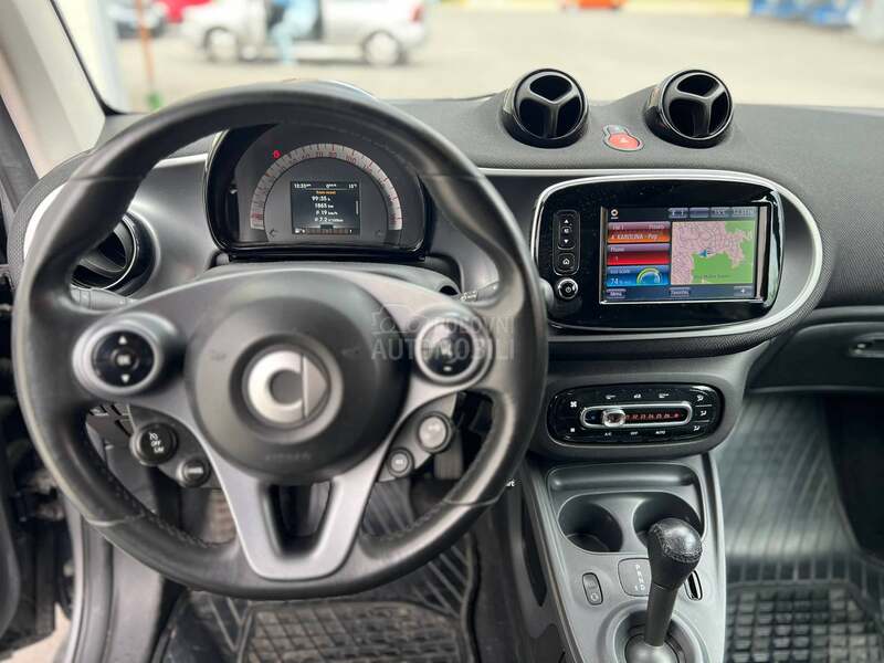 Smart ForTwo AUT/NAV/PANO