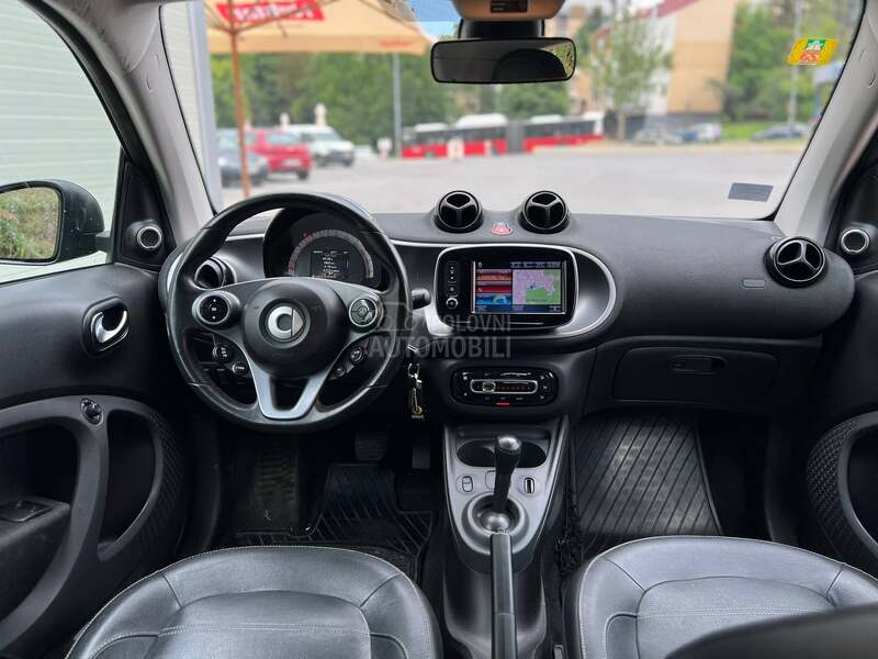 Smart ForTwo AUT/NAV/PANO