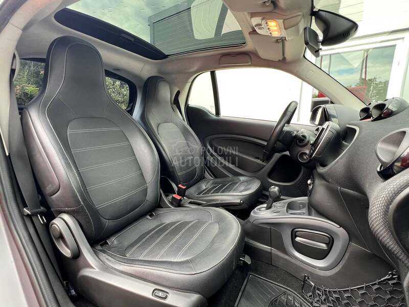 Smart ForTwo AUT/NAV/PANO