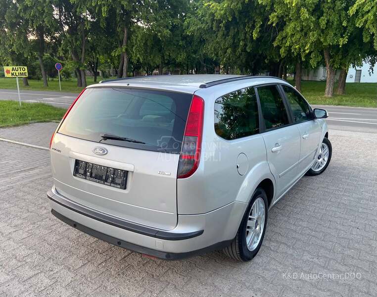Ford Focus 2.0 TDCI Ghia CH