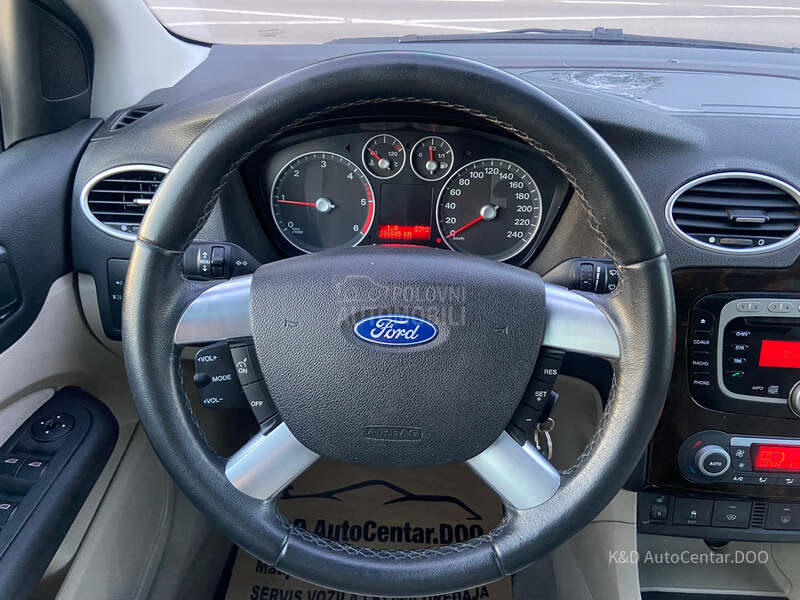 Ford Focus 2.0 TDCI Ghia CH